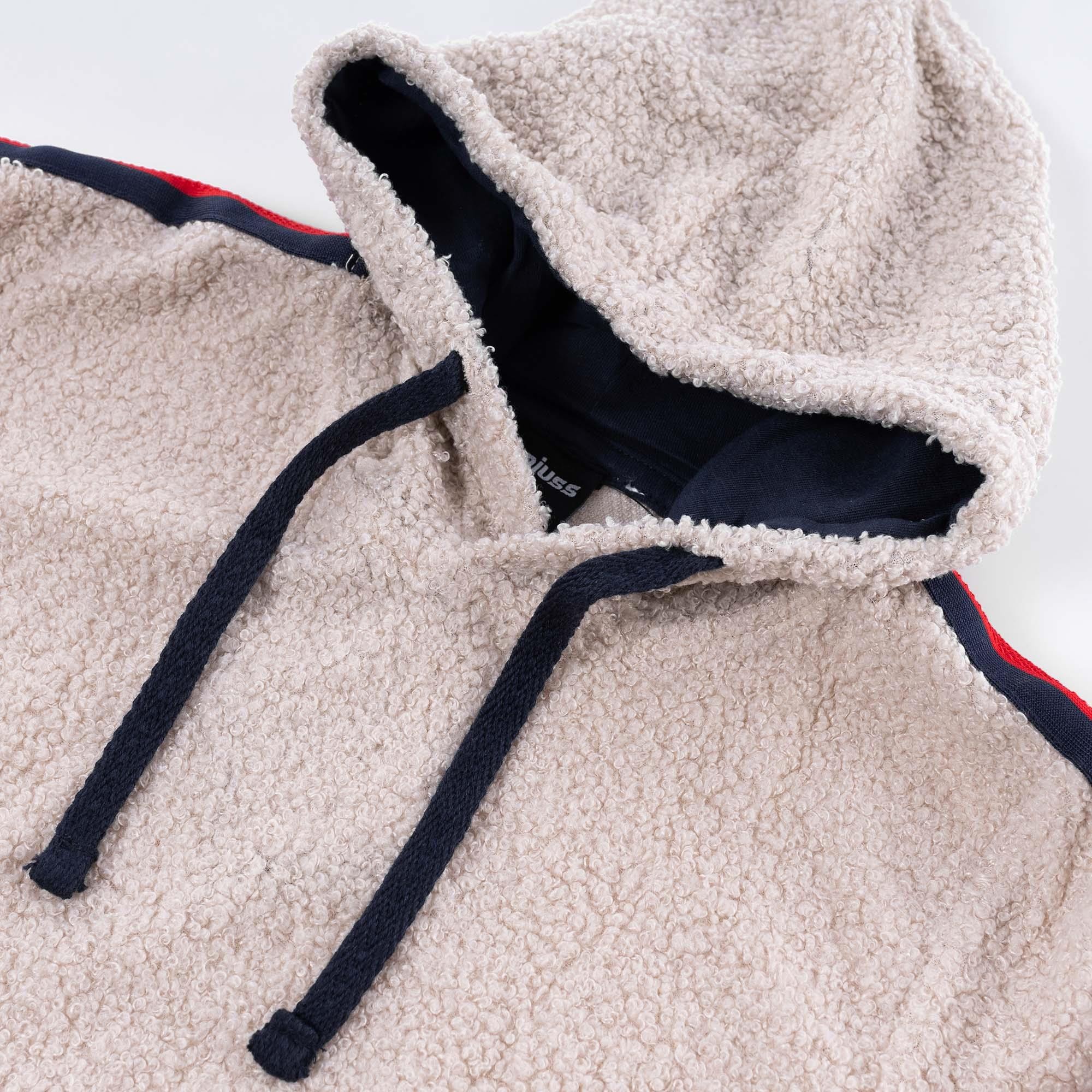 image_eee8c71e-bfe8-4d8e-83f5-0b096fd6df9b