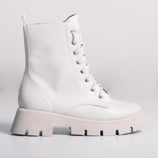 Bota Cano Medio Tratorada Iced