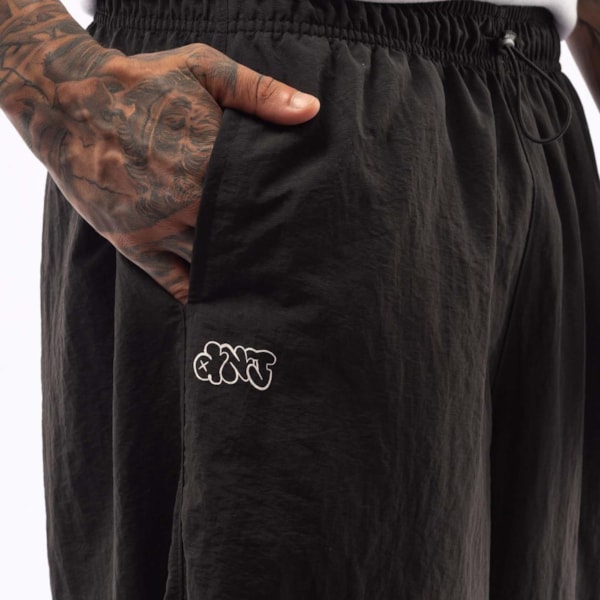 Segunda imagem do produto Calça Feminina Wide Furious