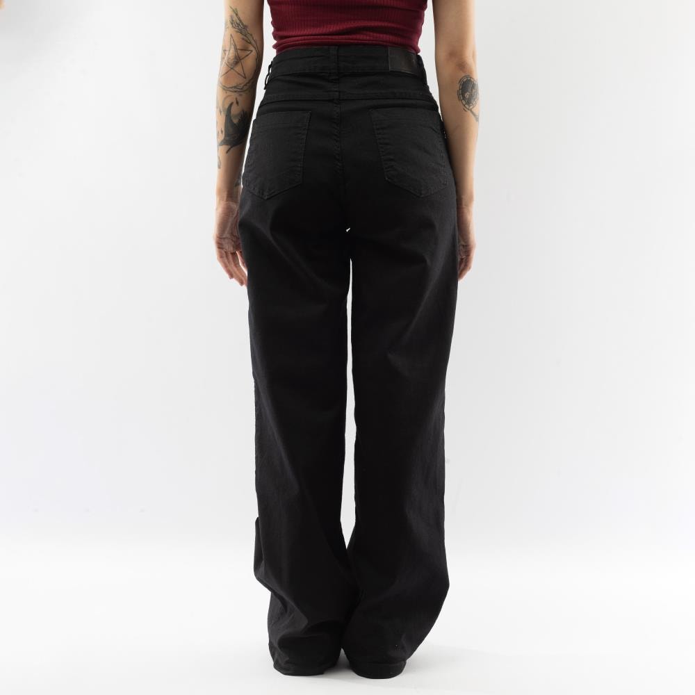 image_6e7ce588-4e06-4fbd-8adb-0093065fdc4b