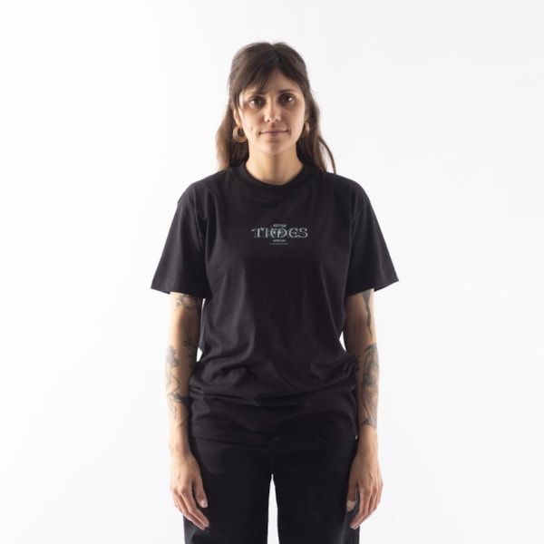 Camiseta Feminina Ahead