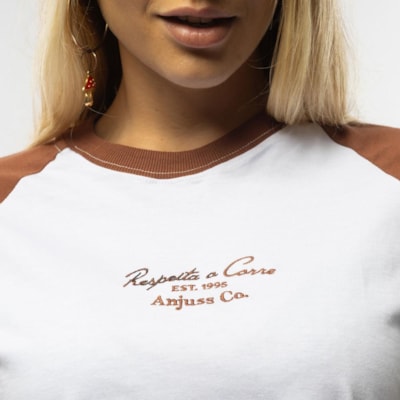 Segunda imagem do produto Camiseta Feminina Lovely