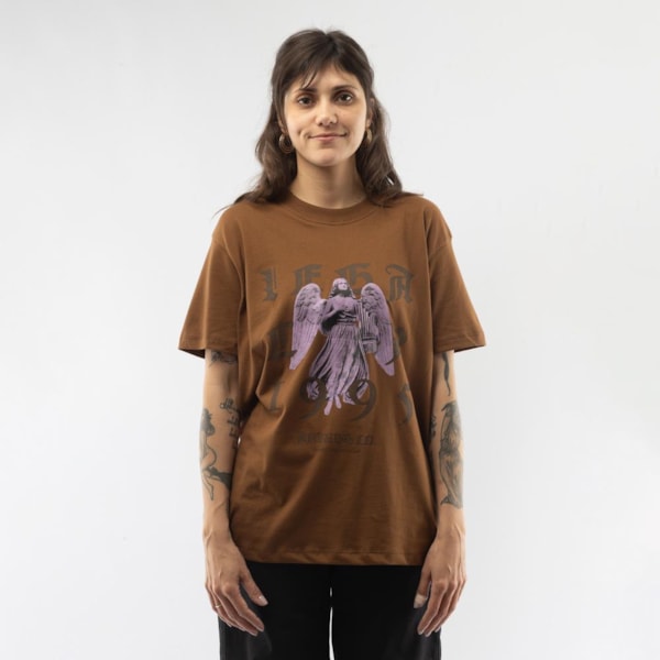 Camiseta Feminina Over Fallen