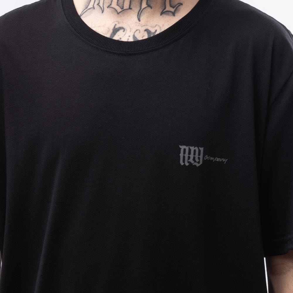 image_b7aeead4-e8d6-43e1-89e3-9a21f693d5ea