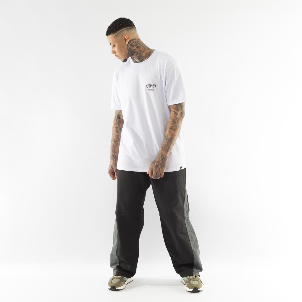 image_f5c51573-a133-410c-9ae0-8441157da98c