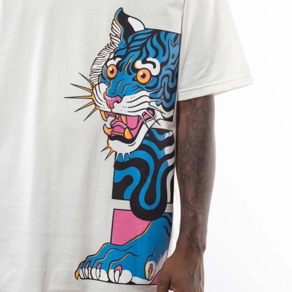 Segunda imagem do produto Camiseta Masculina Marcella Calado