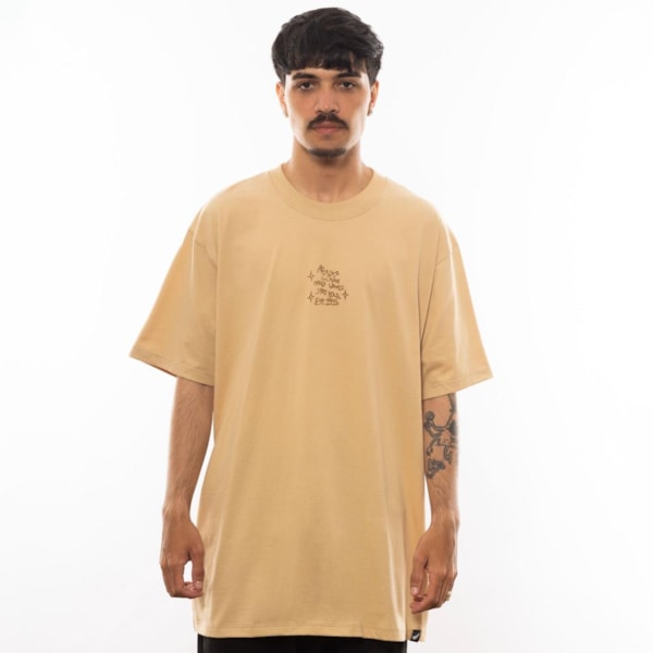 Camiseta Masculina Over Aura