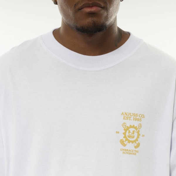 Segunda imagem do produto Camiseta Masculina Over Embrace