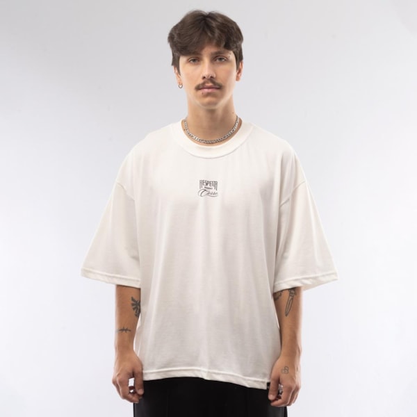 Segunda imagem do produto Camiseta Masculina Over Utopia