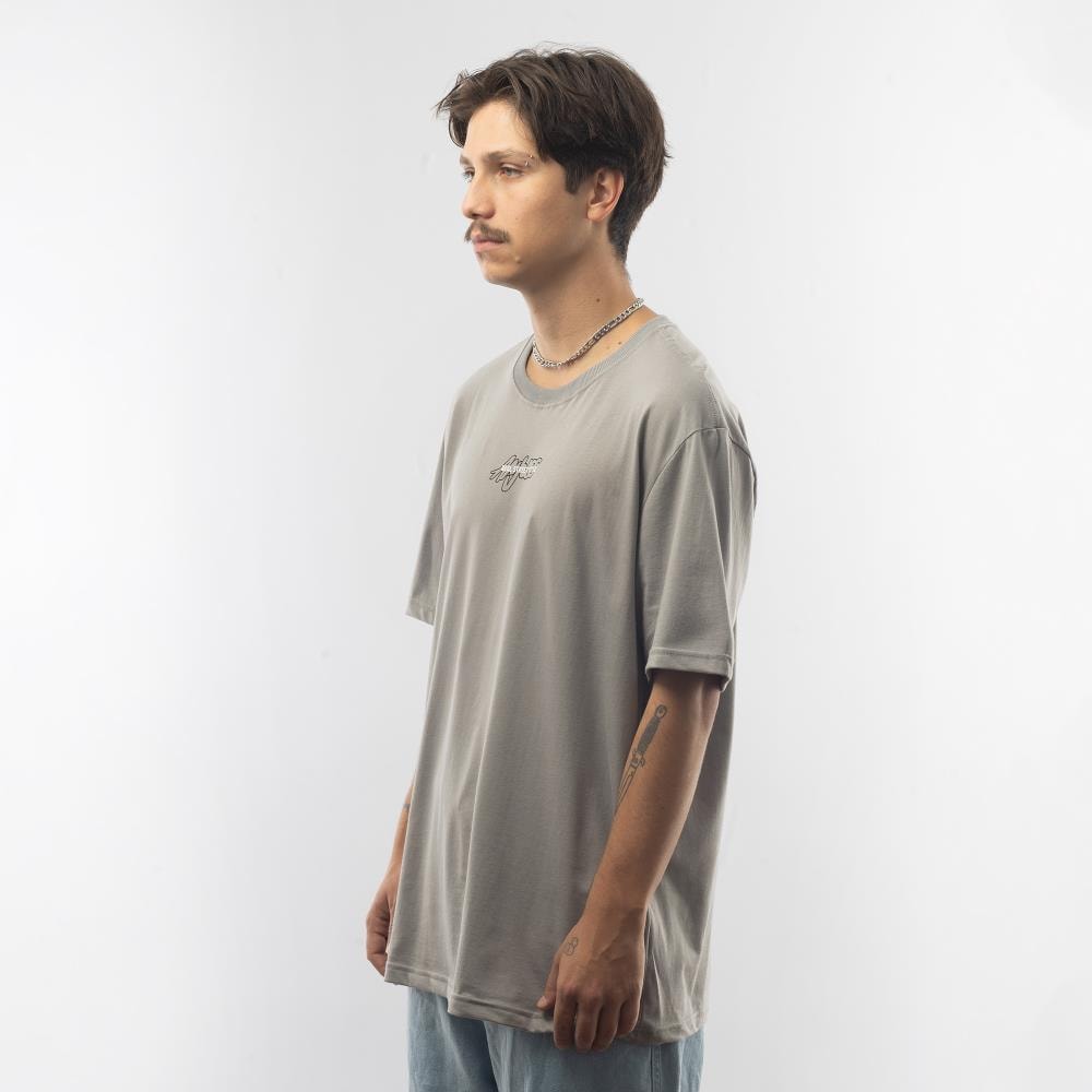 image_b9c444fc-6fa0-46f7-ba33-83976a2b8c6a