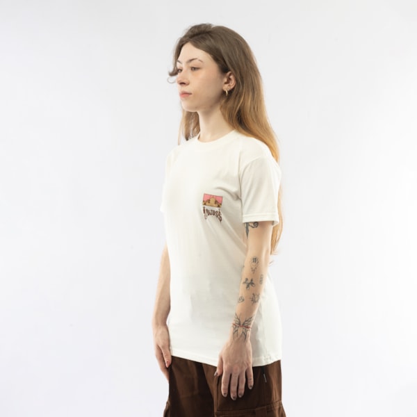 Segunda imagem do produto Camiseta Over Feminina Spacebun