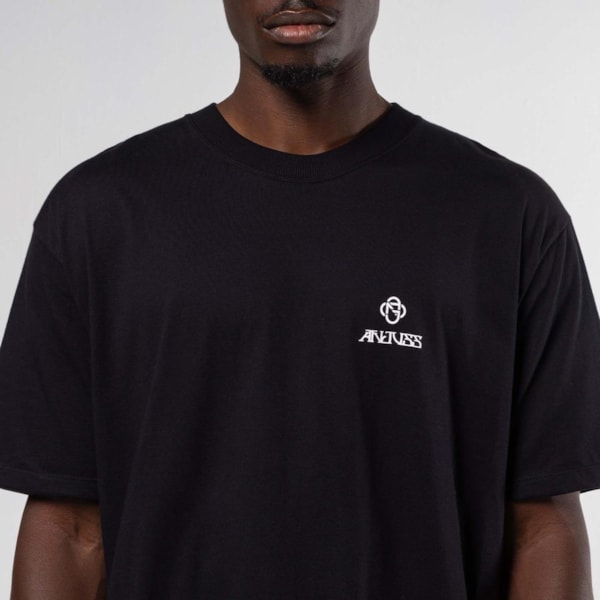 Segunda imagem do produto Camiseta Over Signet