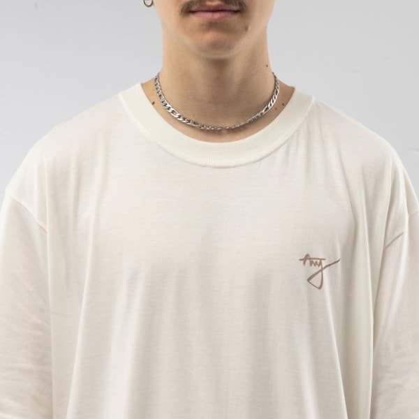 Segunda imagem do produto Camiseta Over Troublemakers