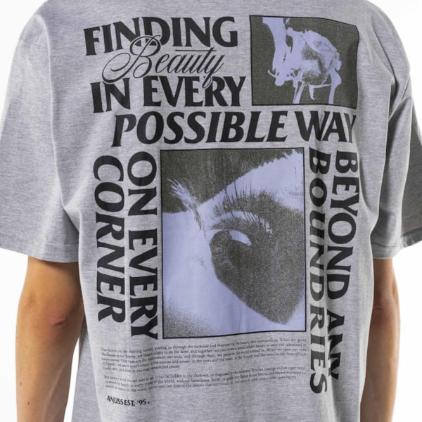 Segunda imagem do produto Camiseta Unisex Over Boundaries
