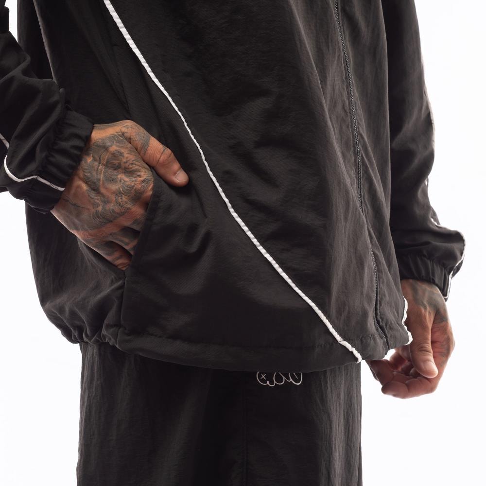 image_b8b61fab-cea3-4e44-b103-0b5bce247cde