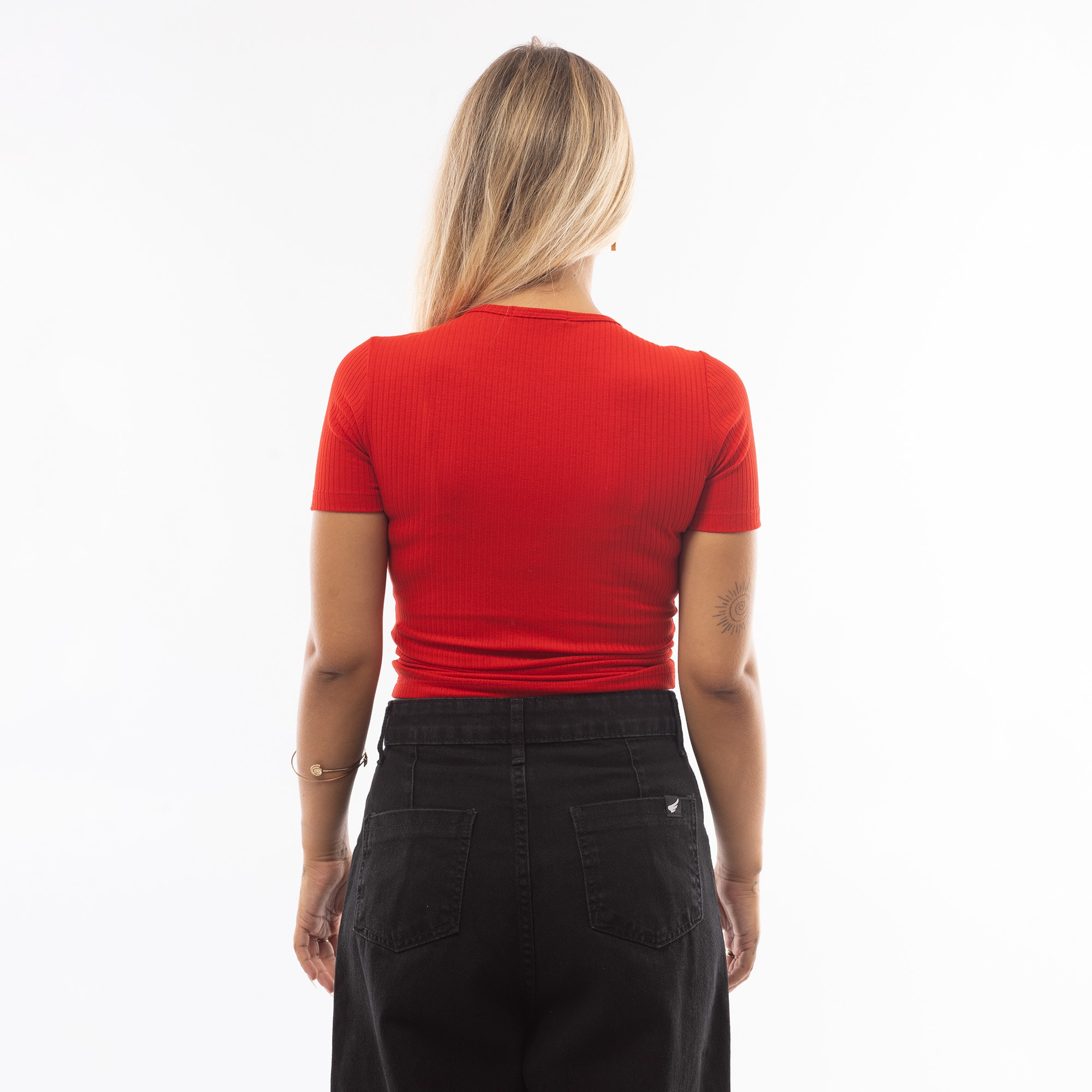 image_9d990e83-81f5-4477-bf0e-7d9a10144feb