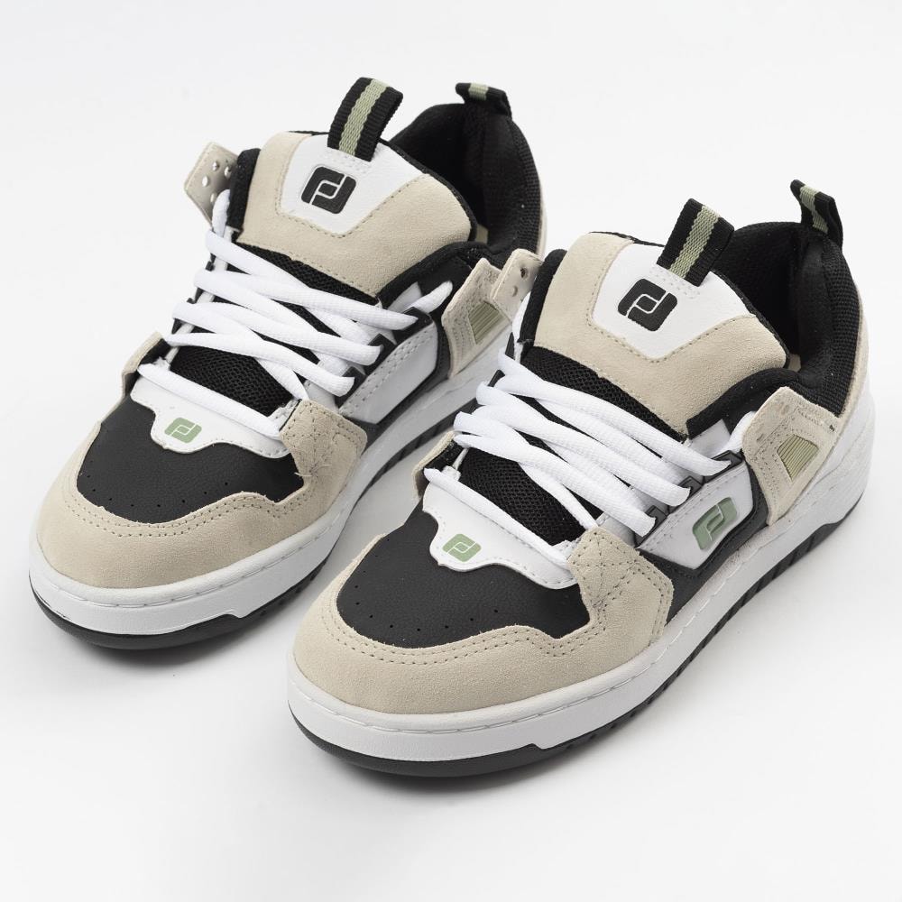 image_e9e1a55b-4cae-4cc0-a06a-c007b7f4d6f4