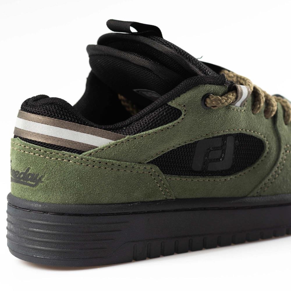 image_65b8d42c-57a3-4f60-85da-5703c487c416