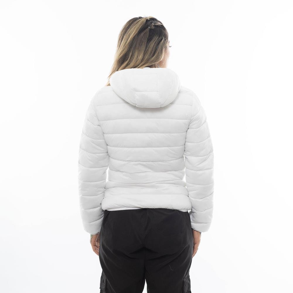 image_e864db96-bca6-4e2a-aebf-f9508c160efa