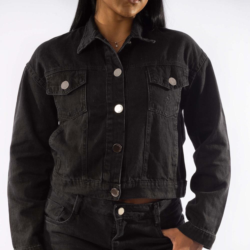 image_7e3a3202-aa30-441b-a845-45fd93b8d5a9