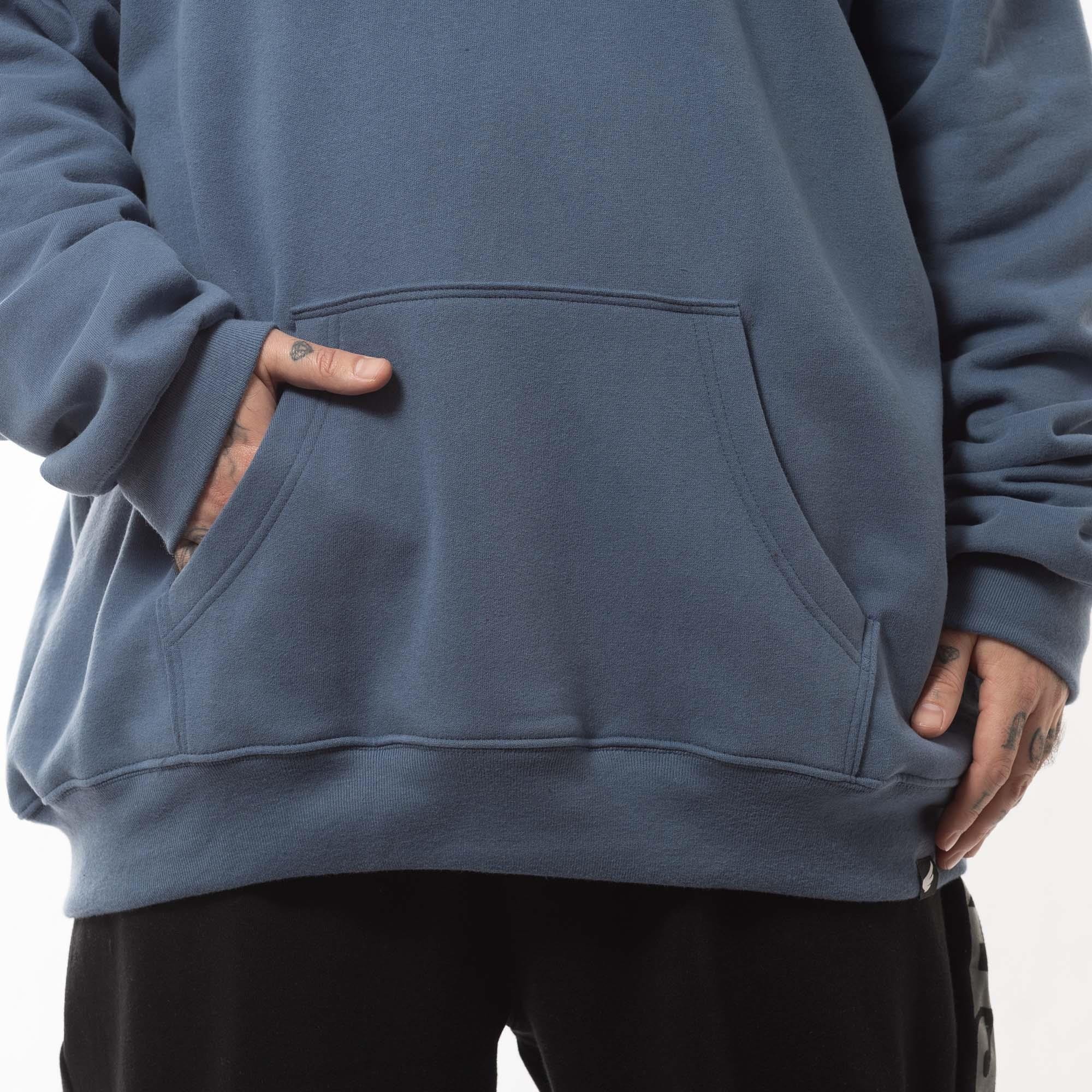 image_824d8c8c-f4a8-4f1d-a141-6a0079b0f673