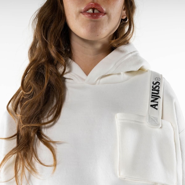 Segunda imagem do produto Moletom Cropped Feminino Eternal