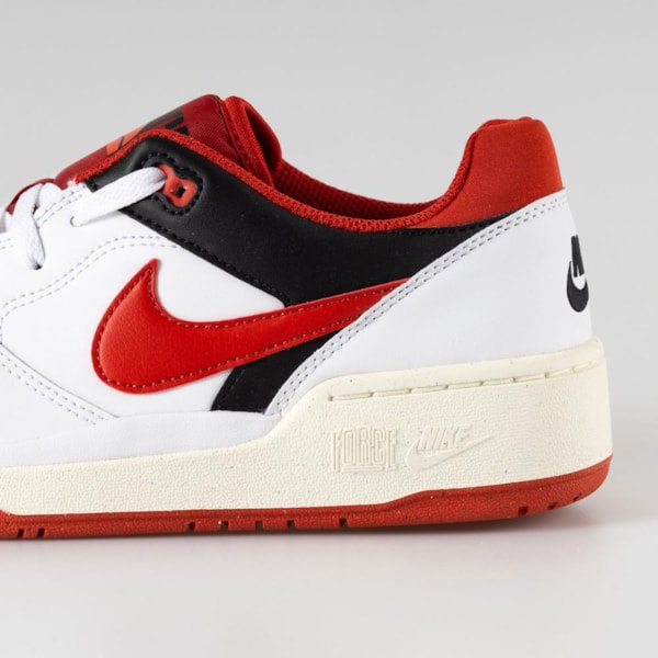 Segunda imagem do produto Tênis Nike Full Force Low Bco/Vermelho